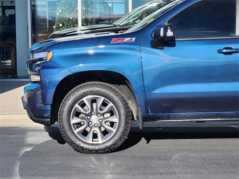 Used 2021 Chevrolet Silverado 1500 RST image 11