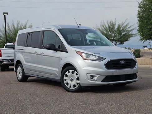 Used 2022 Ford Transit Connect XLT image 2
