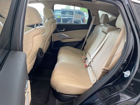 Used 2023 Acura RDX AWD w/ Advance Package image 12