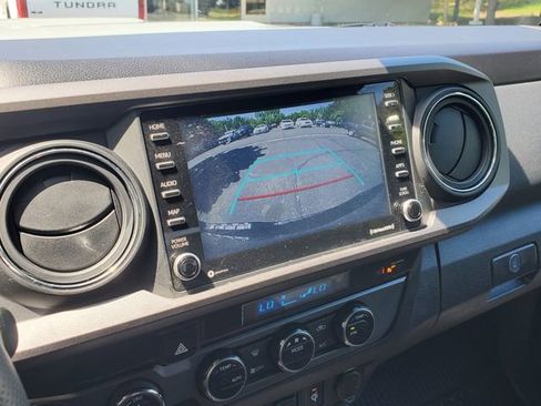 Used 2023 Toyota Tacoma TRD Sport AWD/4WD image 25