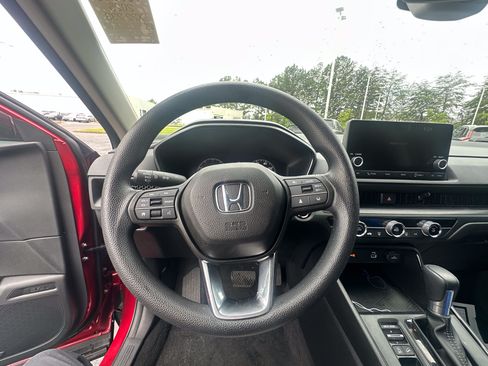 Used 2025 Honda CR-V LX image 6