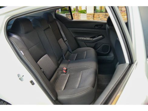 Used 2023 Nissan Altima 2.5 SV w/ SV Premium Package image 19