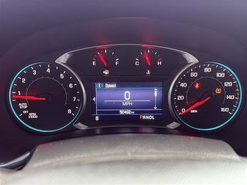 Used 2019 Chevrolet Equinox LT FWD image 18