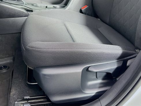 Certified 2025 Toyota Corolla LE FWD image 19