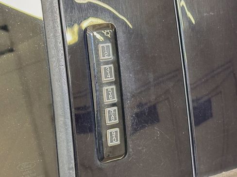 Used 2019 Ford F250 XLT w/ Snow Plow Prep Package image 21