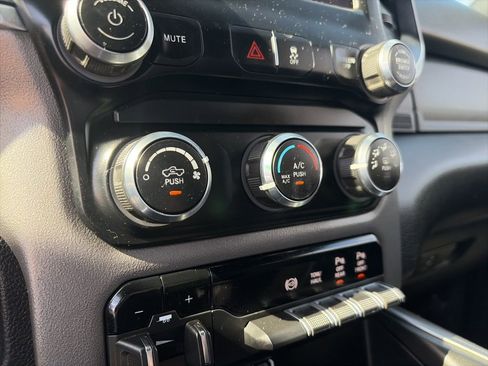 Used 2024 RAM 2500 Big Horn w/ Off Road Package image 17