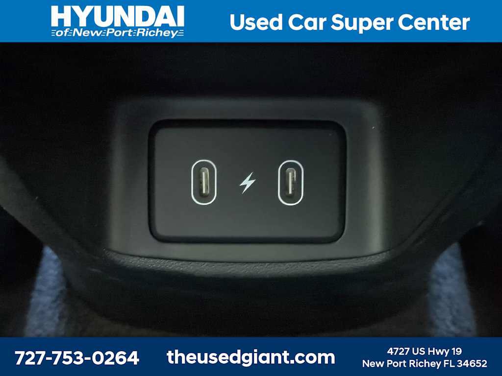 Certified 2025 Hyundai Elantra Limited w/ Cargo Package FWD image 14