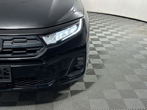 Used 2025 Honda Odyssey Sport-L image 9