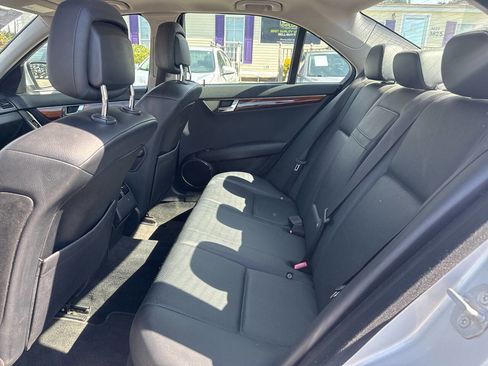 Used 2009 Mercedes-Benz C 300 4MATIC Sedan image 11