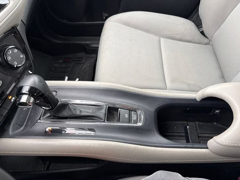 Used 2021 Honda HR-V LX image 25