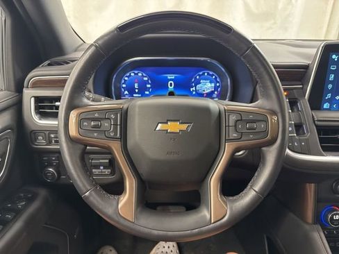 Used 2024 Chevrolet Suburban High Country w/ Advanced Technology Package AWD/4WD image 24