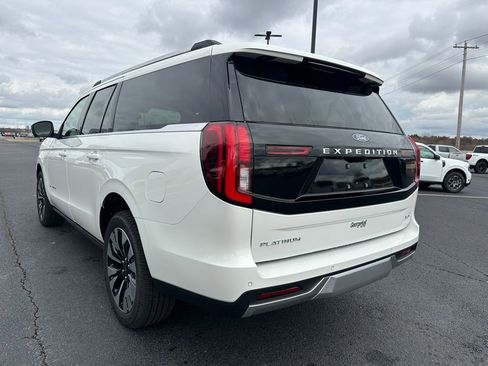 New 2025 Ford Expedition Max Platinum w/ Driver's Package image 31