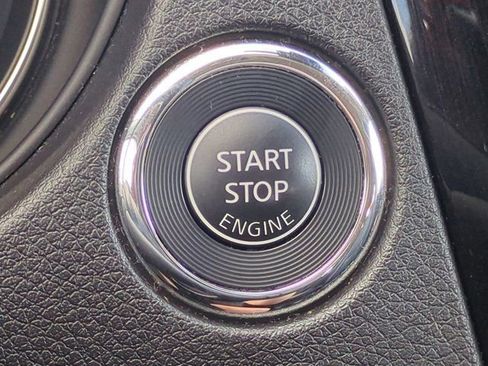 Used 2022 Nissan Rogue Sport SL w/ Premium Package FWD image 30