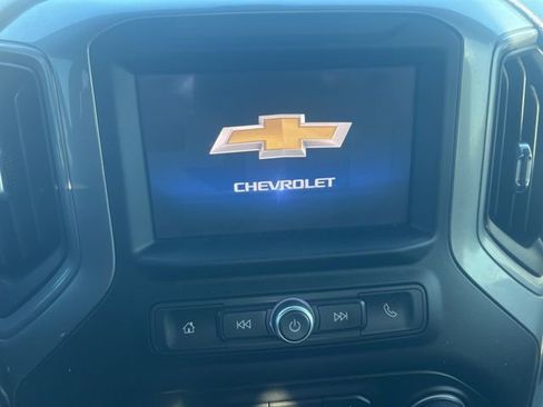 Used 2020 Chevrolet Silverado 2500 Custom w/ Custom Value Package image 14