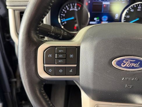 Used 2024 Ford Expedition XLT AWD/4WD image 19