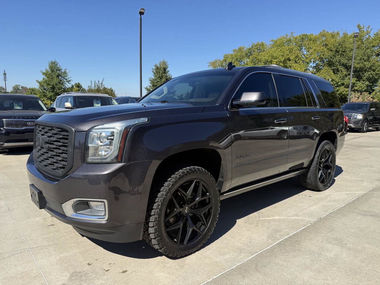 Used 2018 GMC Yukon Denali w/ Denali Ultimate Package AWD/4WD image 1