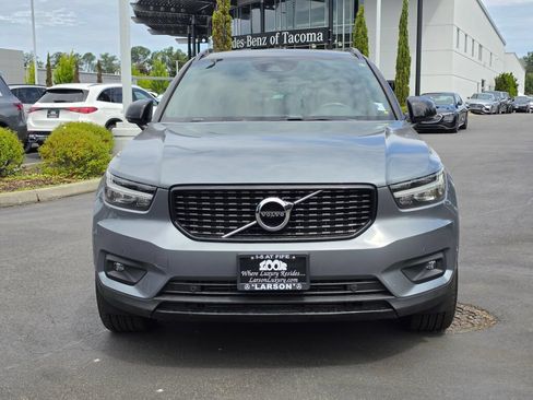 Used 2019 Volvo XC40 T5 R-Design AWD/4WD image 9
