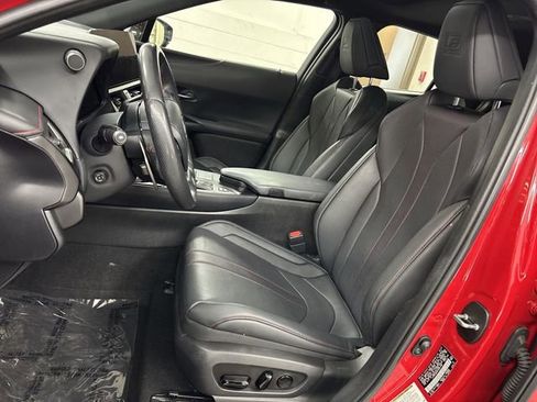 Used 2023 Lexus UX 250h F Sport image 3