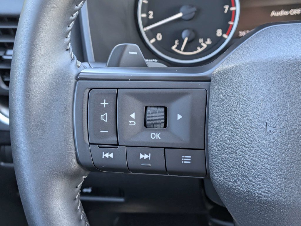 Used 2026 Nissan Rogue SV w/ Cold Weather Package FWD image 22