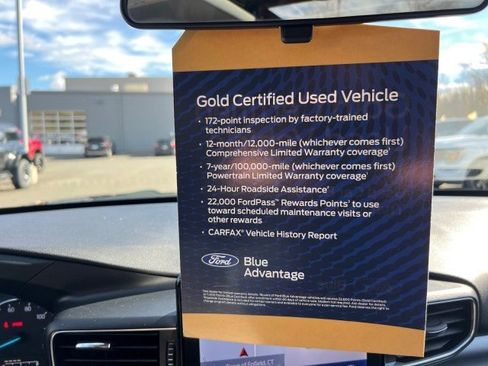 Certified 2022 Ford Explorer XLT w/ Equipment Group 202A image 15