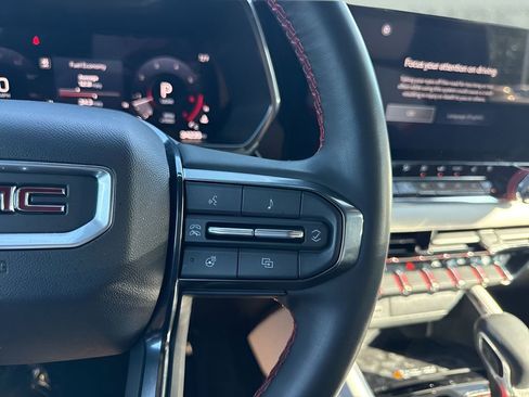 Used 2023 GMC Canyon AT4X AWD/4WD image 19