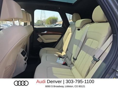 Used 2023 Audi Q5 2.0T Premium w/ Convenience Package image 11