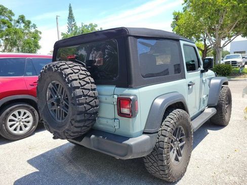 Used 2024 Jeep Wrangler Sport S image 5