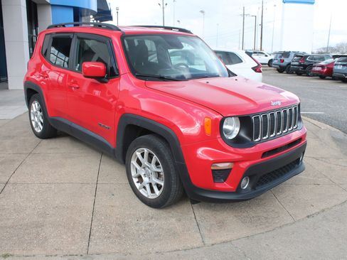Used 2020 Jeep Renegade Latitude image 1