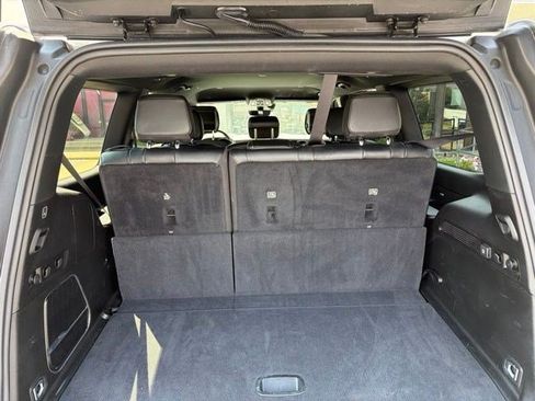 Used 2023 Jeep Wagoneer 4WD image 7