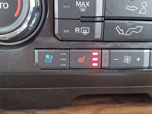 Certified 2018 Ford F150 Lariat image 23