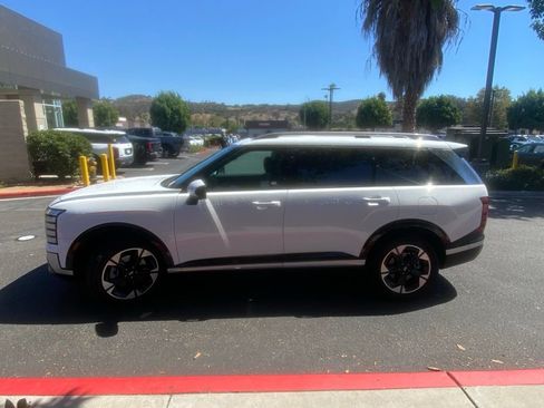 Used 2026 Hyundai Palisade Limited AWD/4WD image 5