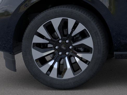 New 2026 Ford Expedition Platinum w/ Driver's Package image 19