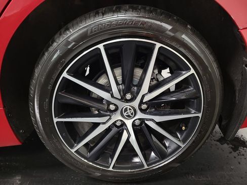 Used 2023 Toyota Camry SE AWD/4WD image 10