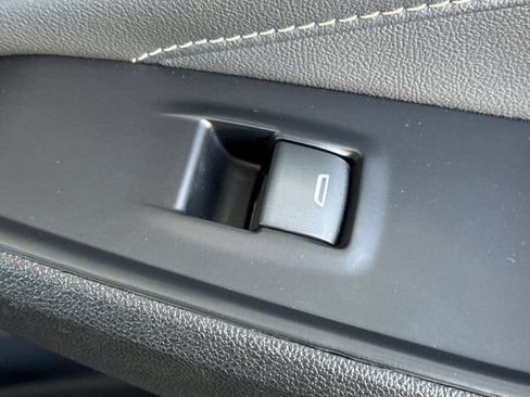 Used 2023 Chevrolet Traverse LT w/ LPO, Floor Liner Package AWD/4WD image 23