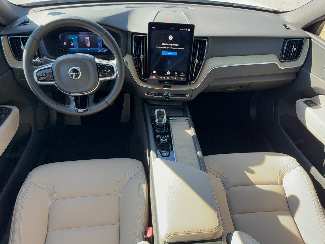 Certified 2026 Volvo XC60 B5 Plus AWD/4WD image 17