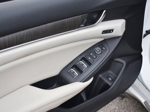 Certified 2021 Honda Accord EX-L image 26