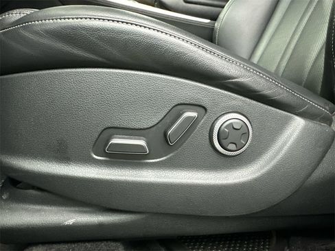 Used 2024 Genesis GV80 2.5T image 10