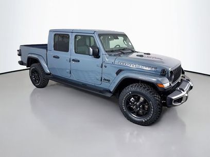 New 2025 Jeep Gladiator Sport