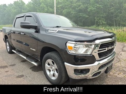 Used 2020 RAM 1500 Big Horn AWD/4WD image 2