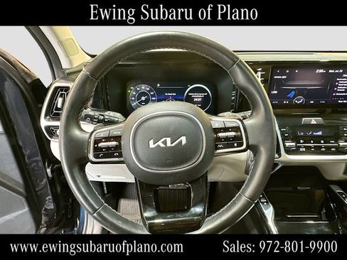 Used 2023 Kia Sorento SX Prestige AWD/4WD image 11