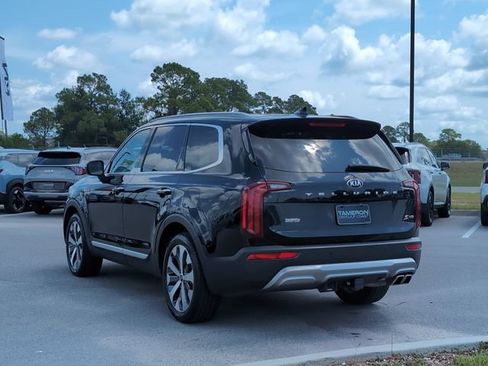 Used 2020 Kia Telluride S FWD image 3