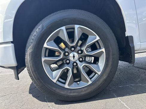 Used 2025 Chevrolet Silverado 1500 RST w/ Convenience Package II image 12