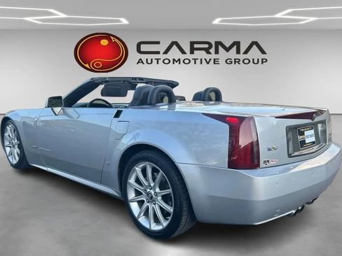 Used 2006 Cadillac XLR V RWD image 3