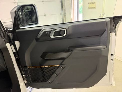 Used 2024 Ford Bronco Badlands AWD/4WD image 26