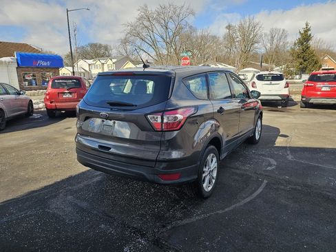 Used 2018 Ford Escape S image 10