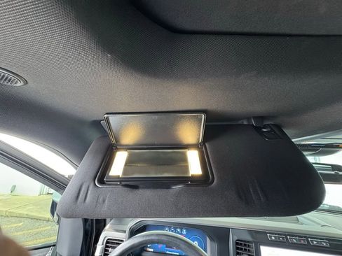 Used 2023 Ford F250 Platinum image 40