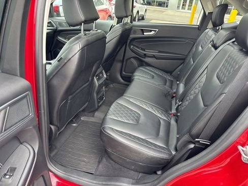 Used 2024 Ford Edge Titanium w/ Equipment Group 301A AWD/4WD image 28