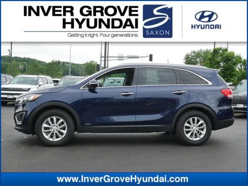 Used 2018 Kia Sorento AWD image 1