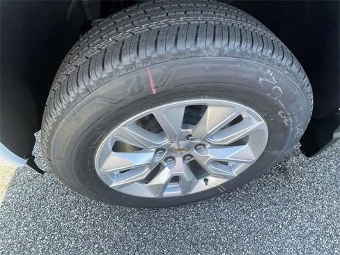 New 2026 Chevrolet Silverado 1500 Custom image 9