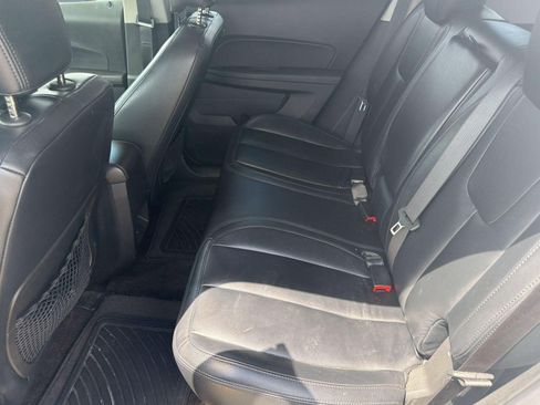 Used 2011 Chevrolet Equinox LT w/ Driver Convenience Package FWD image 18